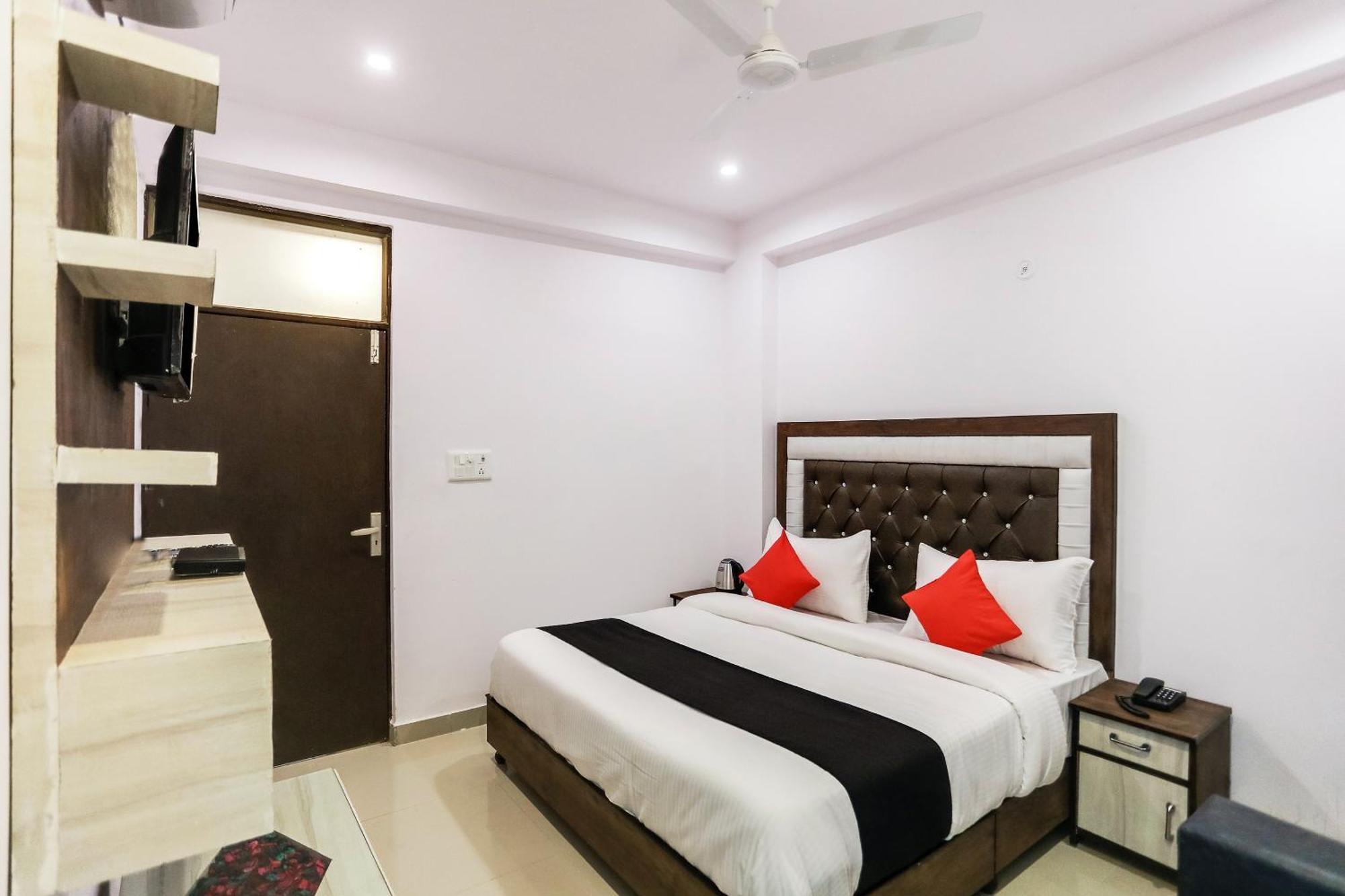 Hotel O Golden Stone Ghaziabad Exterior foto