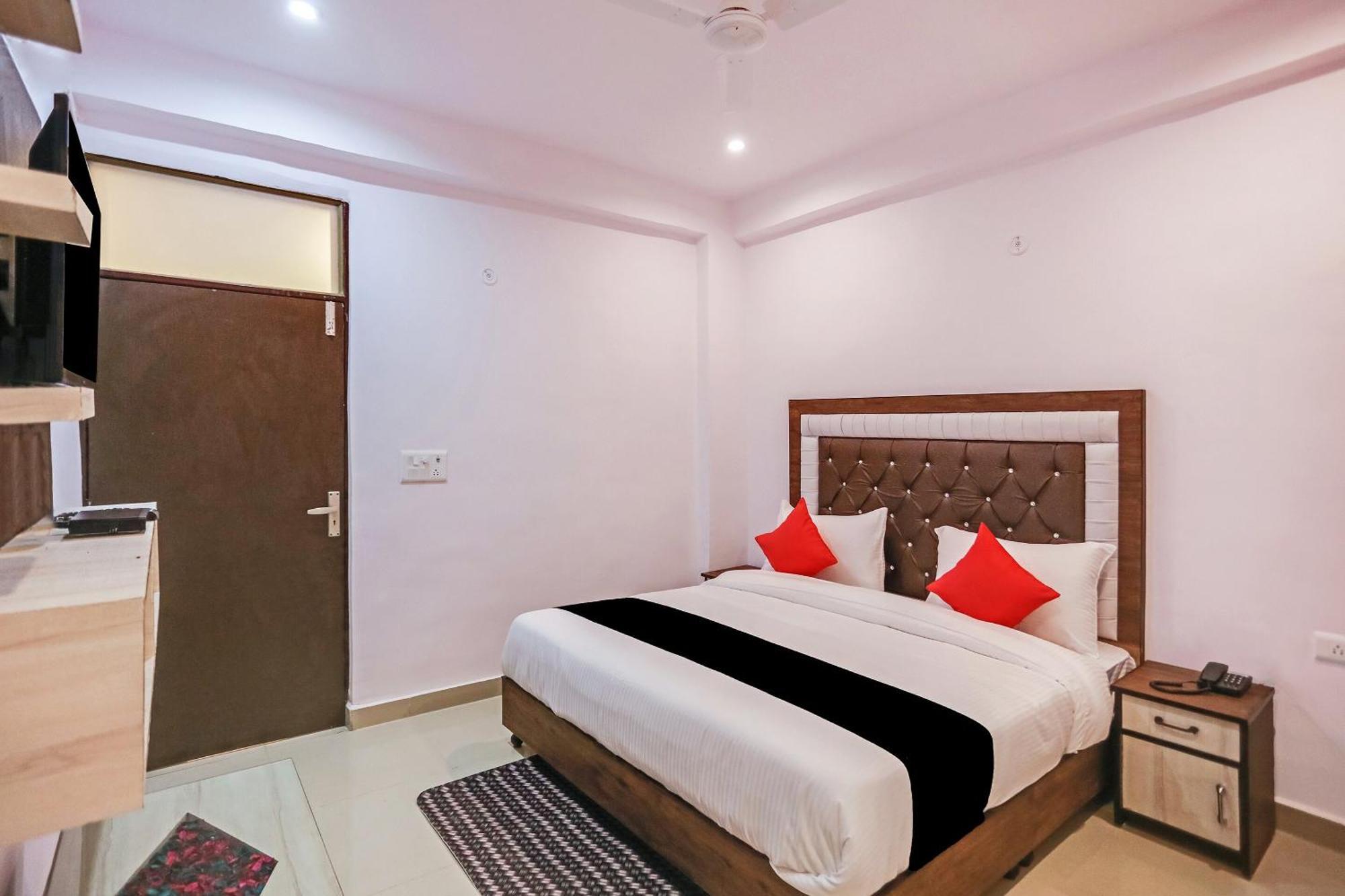 Hotel O Golden Stone Ghaziabad Exterior foto